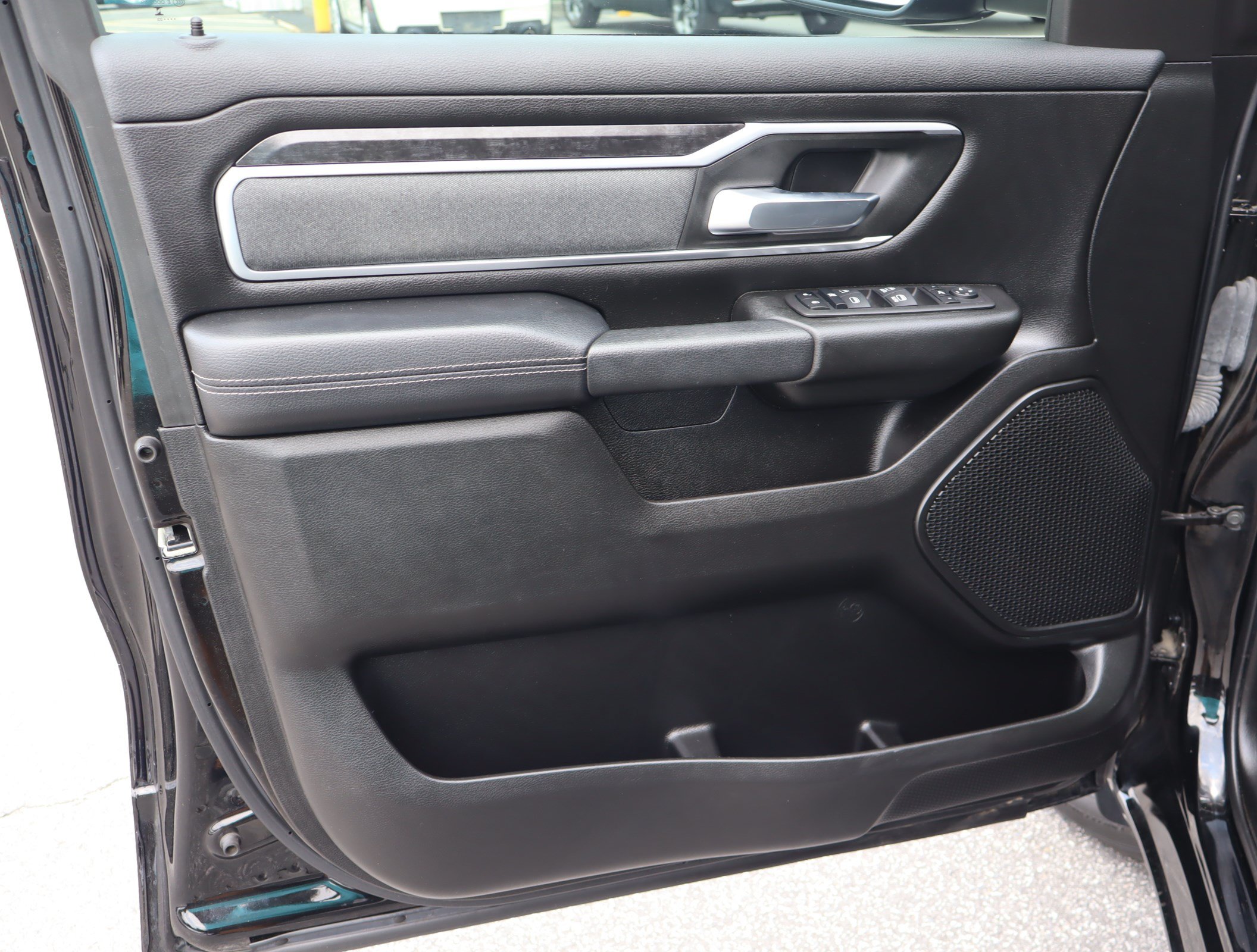 Used 2023 RAM 1500 Big Horn AWD/4WD image 13