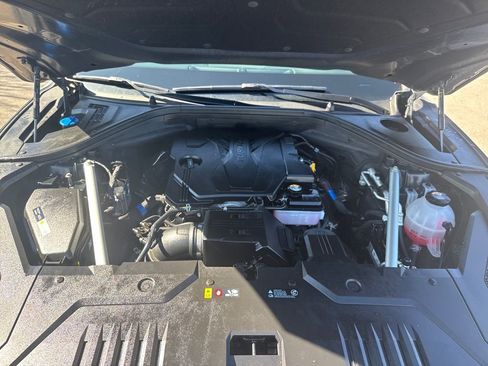 Used 2024 Genesis GV70 2.5T w/ Sport Prestige Package image 23