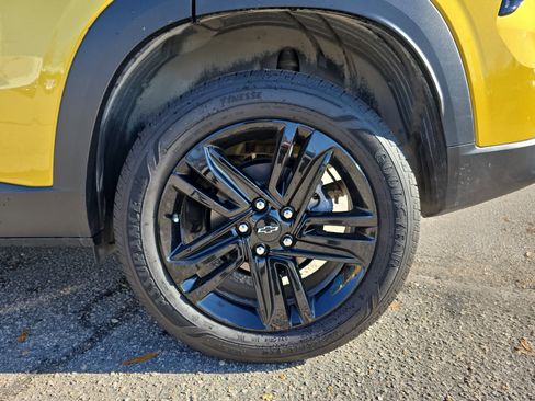 Used 2024 Chevrolet Trax ACTIV w/ Driver Confidence Package image 33