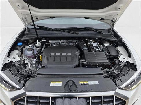 New 2025 Audi Q3 2.0T Premium w/ Convenience Package image 30