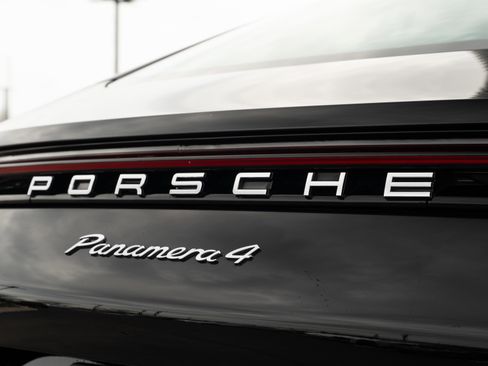 Used 2023 Porsche Panamera 4 AWD/4WD image 36