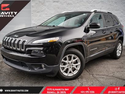 Used 2018 Jeep Cherokee Latitude Plus w/ Comfort/Convenience Group