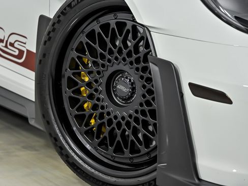 Used 2024 Porsche 911 GT3 RS RWD image 4