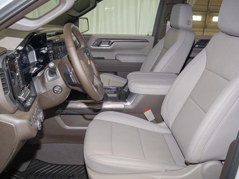 New 2026 Chevrolet Silverado 1500 LTZ w/ Technology Package image 13