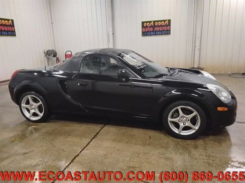 Used 2003 Toyota MR2 image 5