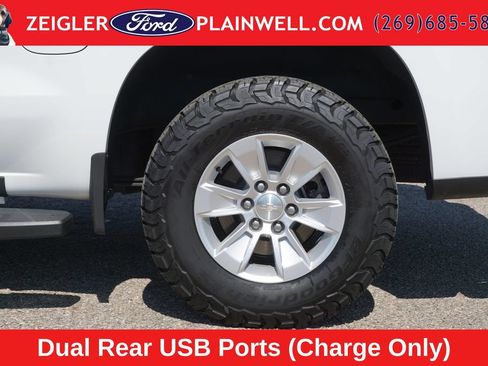 Used 2023 Chevrolet Silverado 1500 LT w/ Protection Package AWD/4WD image 9