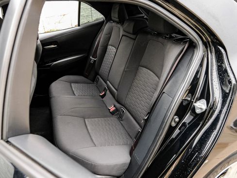 Used 2022 Toyota Corolla SE image 37