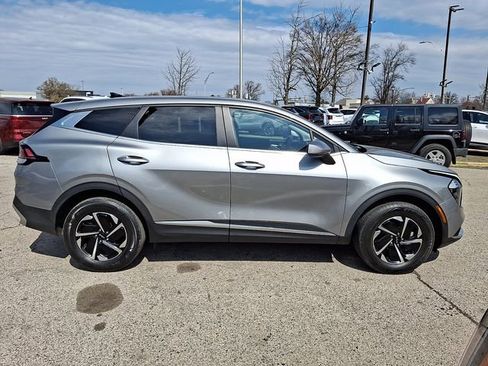 Certified 2023 Kia Sportage LX image 7
