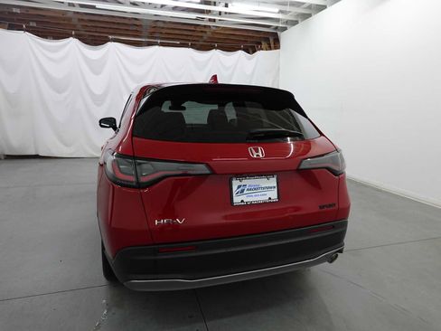 Certified 2025 Honda HR-V Sport image 7