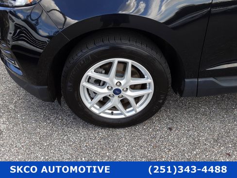 Used 2022 Ford Edge SEL image 9