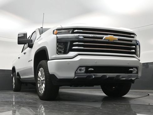 Used 2023 Chevrolet Silverado 2500 High Country w/ Z71 Off-Road Package AWD/4WD image 26