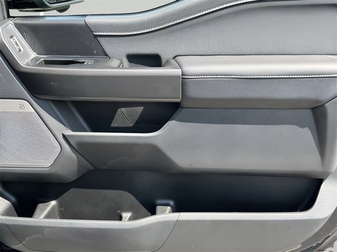 New 2025 Ford F150 Lariat w/ Equipment Group 501A Mid image 15