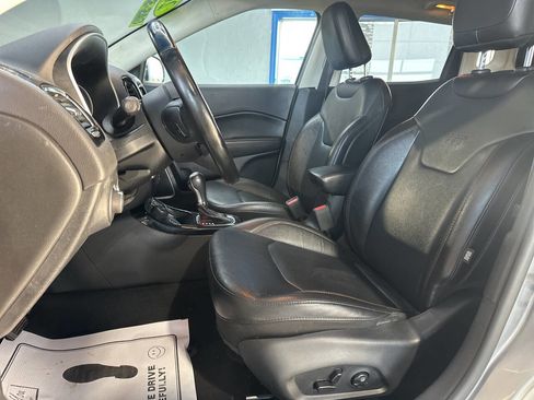 Used 2021 Jeep Compass Limited image 19