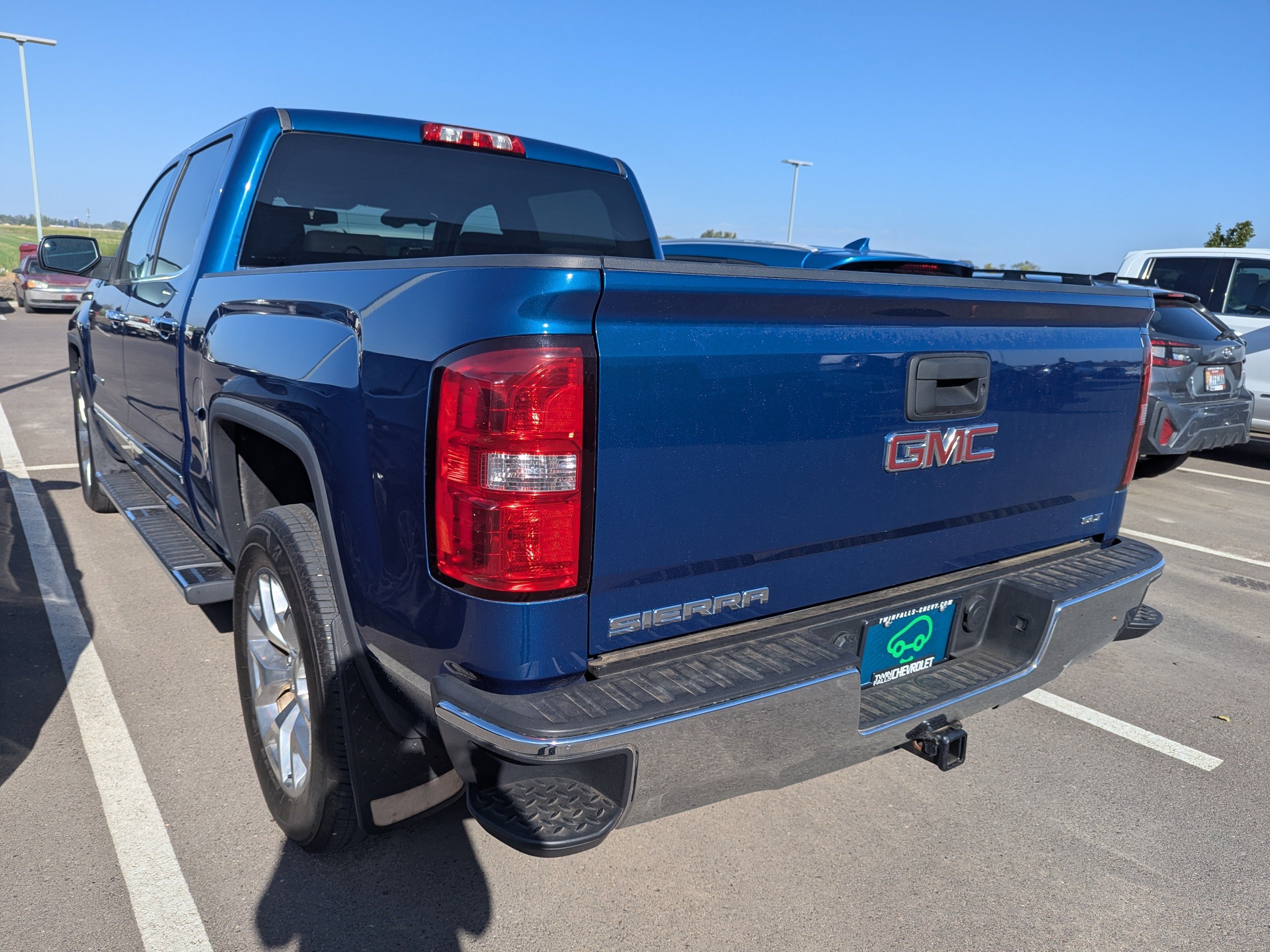 Certified 2015 GMC Sierra 1500 SLT w/ SLT Crew Cab Value Package AWD/4WD image 6