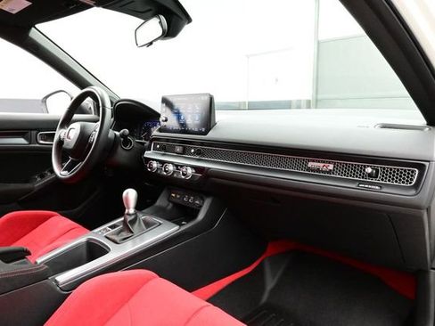 Used 2023 Honda Civic Type R image 18