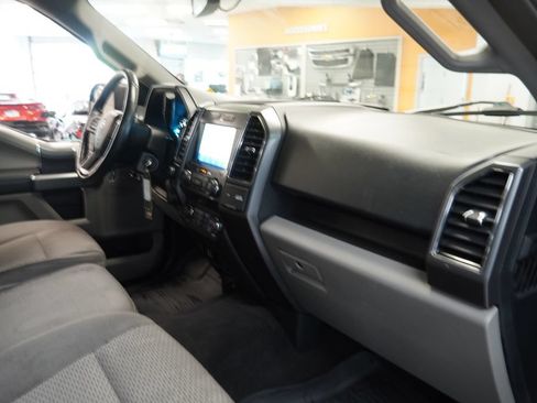 Used 2020 Ford F150 XLT w/ Equipment Group 302A Luxury AWD/4WD image 28