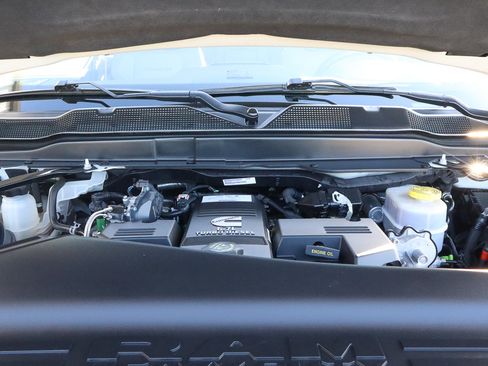 Used 2022 RAM 2500 Laramie image 24