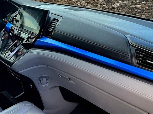 Used 2018 Honda Odyssey EX-L image 14