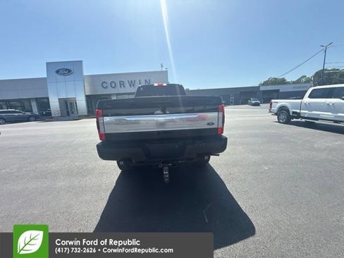 Used 2019 Ford F250 Platinum w/ Platinum Ultimate Package AWD/4WD image 6