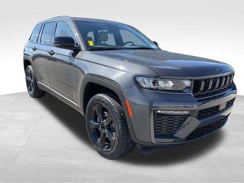 New 2026 Jeep Grand Cherokee Limited image 3