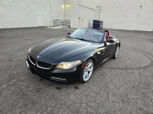 Used 2009 BMW Z4 sDrive30i image 35