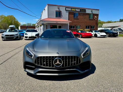 Used 2018 Mercedes-Benz AMG GT Coupe image 2