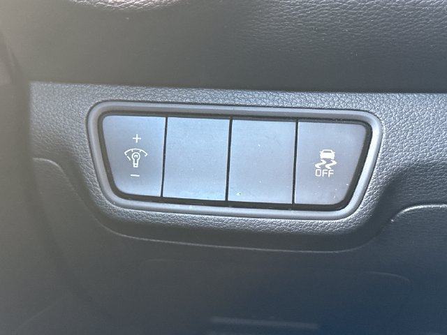Used 2024 Kia Forte LXS FWD image 30