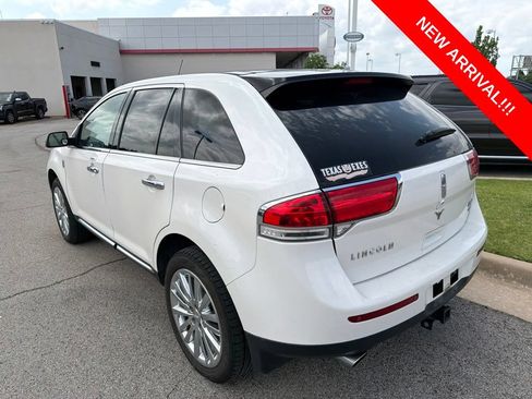 Used 2012 Lincoln MKX AWD image 6