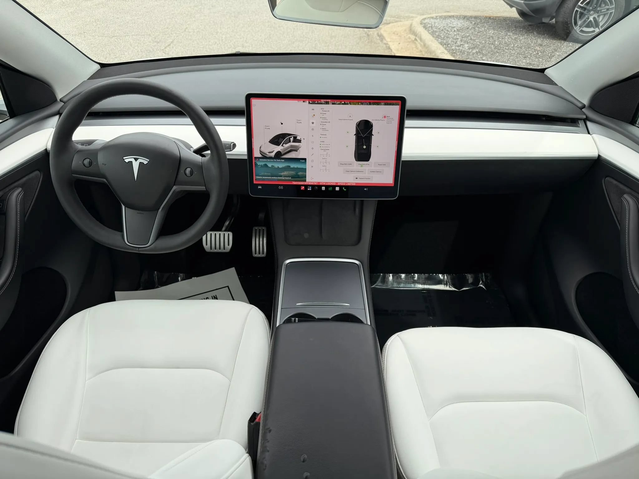 Used 2023 Tesla Model Y Performance AWD/4WD image 11