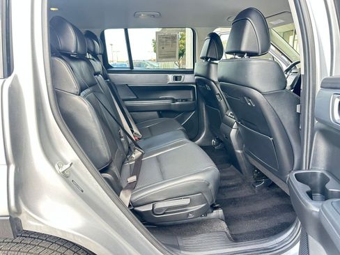 Used 2025 Hyundai Santa Fe SEL image 28