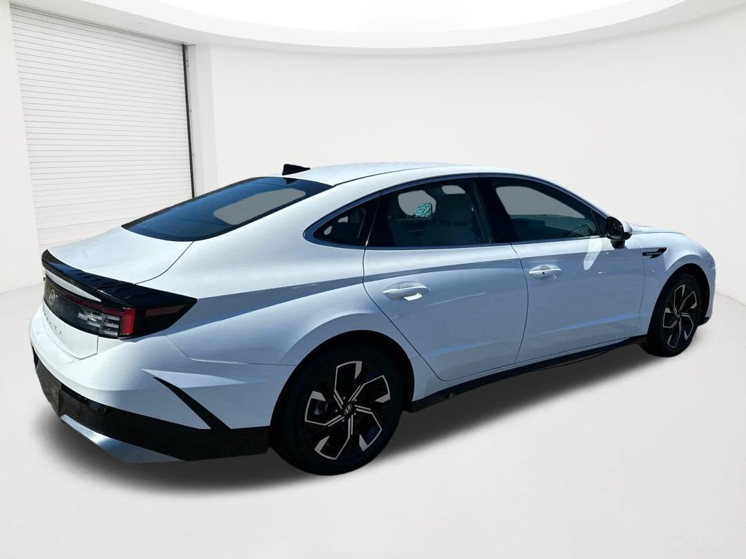 Used 2024 Hyundai Sonata SEL FWD image 5