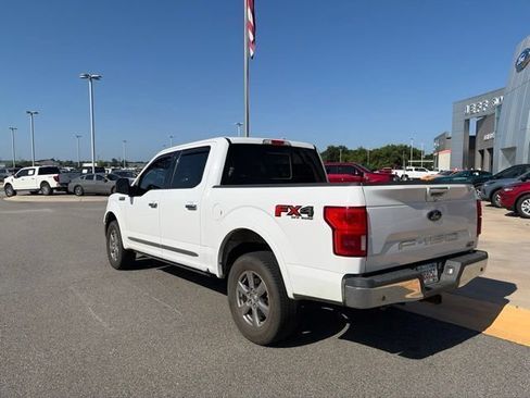 Used 2018 Ford F150 Lariat w/ Equipment Group 502A Luxury AWD/4WD image 3