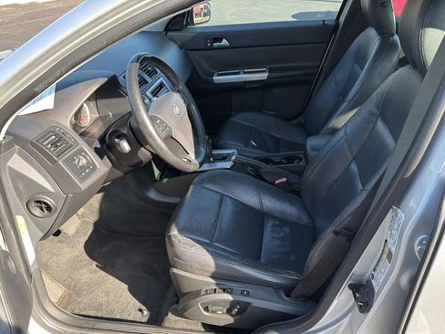 Used 2005 Volvo S40 T5 image 7