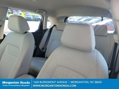 Used 2024 Honda HR-V LX image 8
