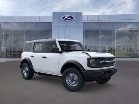 New 2025 Ford Bronco 4-Door AWD/4WD image 7