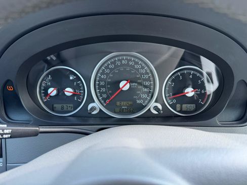 Used 2005 Chrysler Crossfire Limited RWD image 21