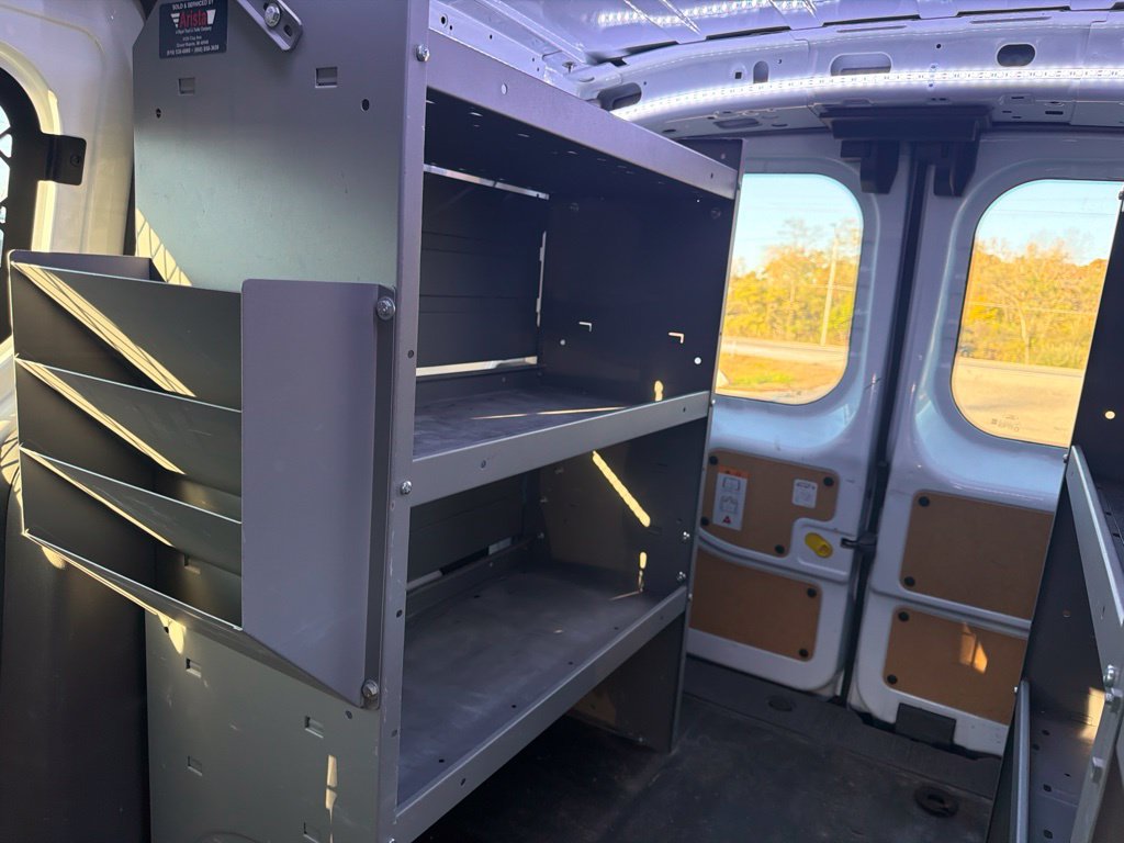 Used 2022 Ford Transit Connect XLT FWD image 11