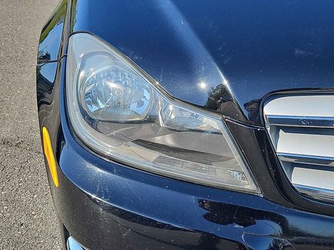 Used 2013 Mercedes-Benz C 300 Sport image 10