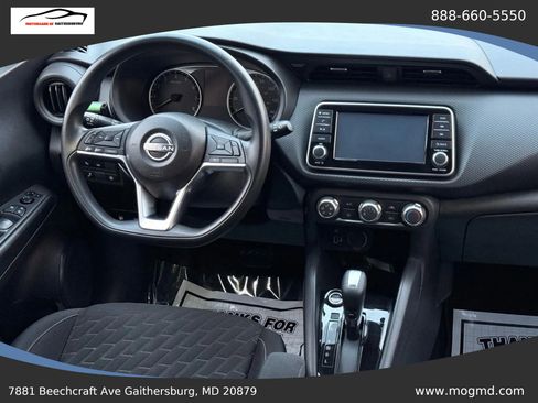 Used 2022 Nissan Kicks S image 25