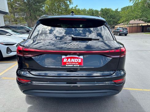 Used 2025 Audi Q6 e-tron Premium Plus w/ Premium Plus AWD/4WD image 12