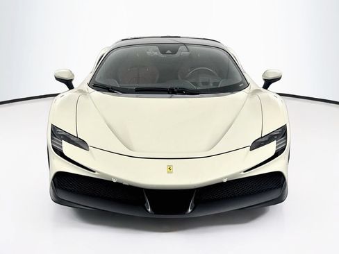 Used 2022 Ferrari SF90 Stradale AWD/4WD image 2