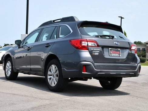 Used 2018 Subaru Outback 2.5i AWD/4WD image 5