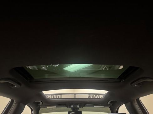 Used 2022 Mercedes-Benz GLB 250 image 19