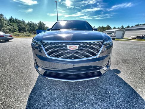 Used 2025 Cadillac XT6 Premium Luxury image 33