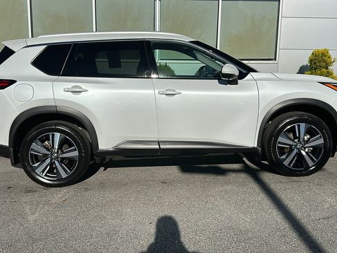 Certified 2024 Nissan Rogue SL image 26