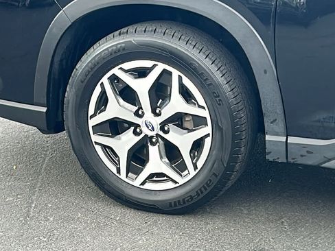 Certified 2023 Subaru Forester Premium AWD/4WD image 10
