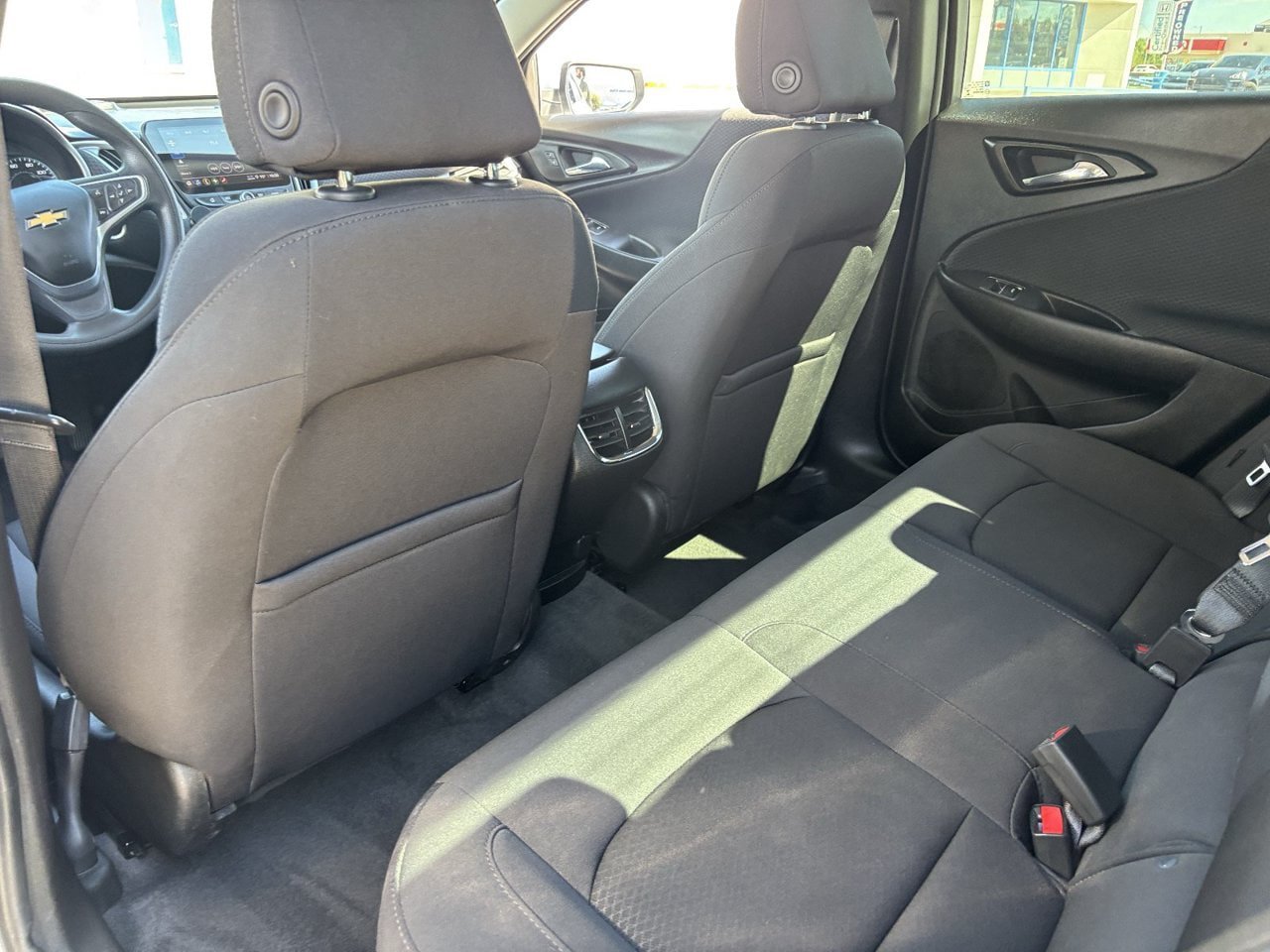 Used 2022 Chevrolet Malibu LT FWD image 15