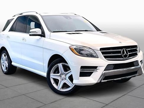 Used 2015 Mercedes-Benz ML 400 4MATIC image 2