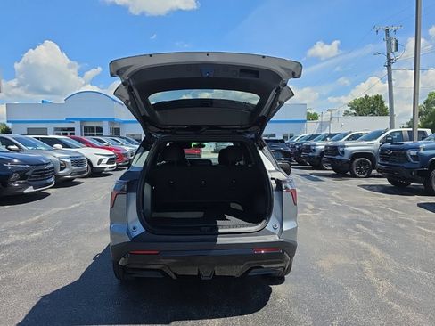 New 2026 Chevrolet Equinox RS w/ Safety and Technology Package AWD/4WD image 8