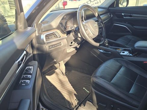 Used 2021 Kia Telluride EX w/ EX Premium Package image 8